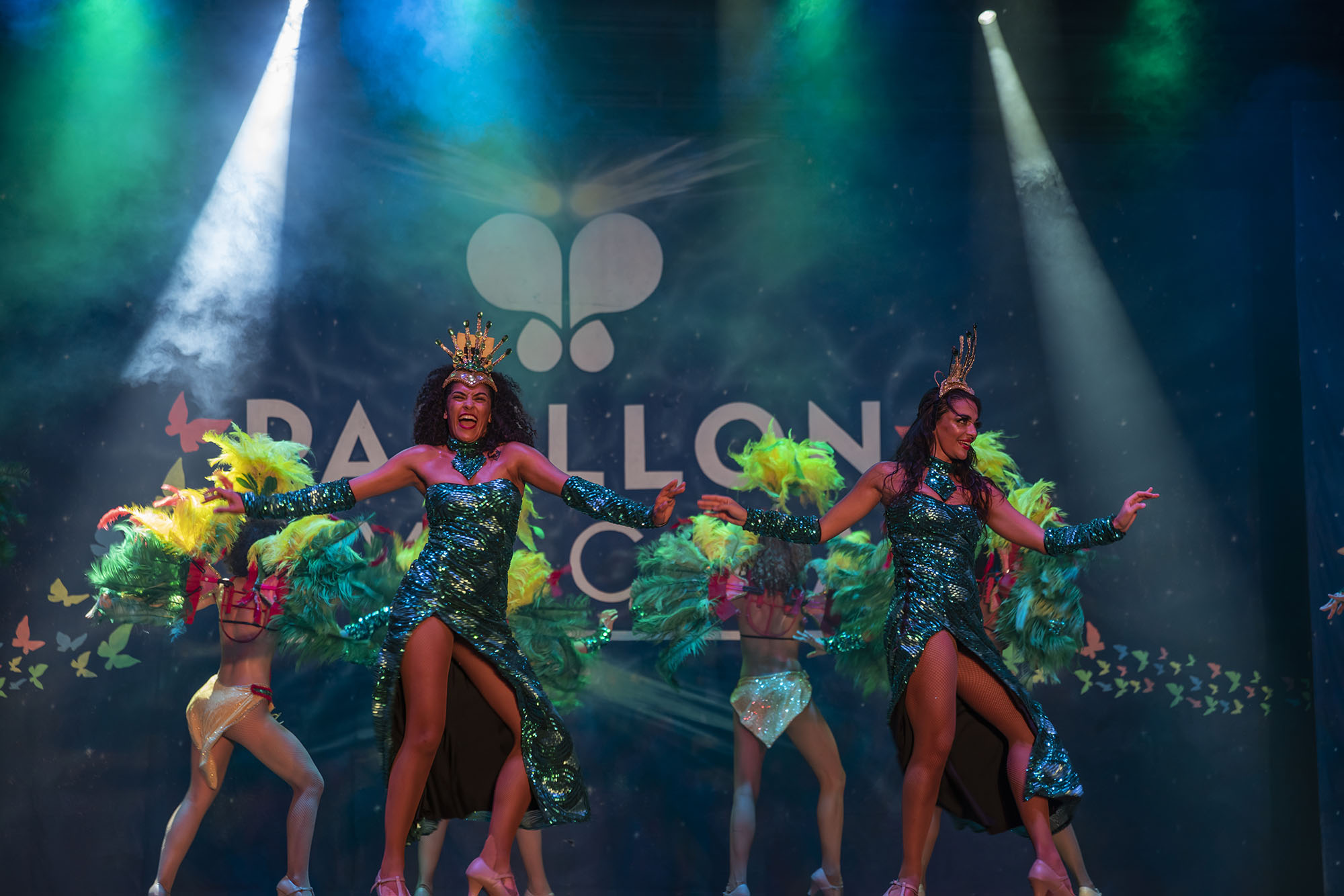 Papillon-Ayscha-Gece-Showu-08