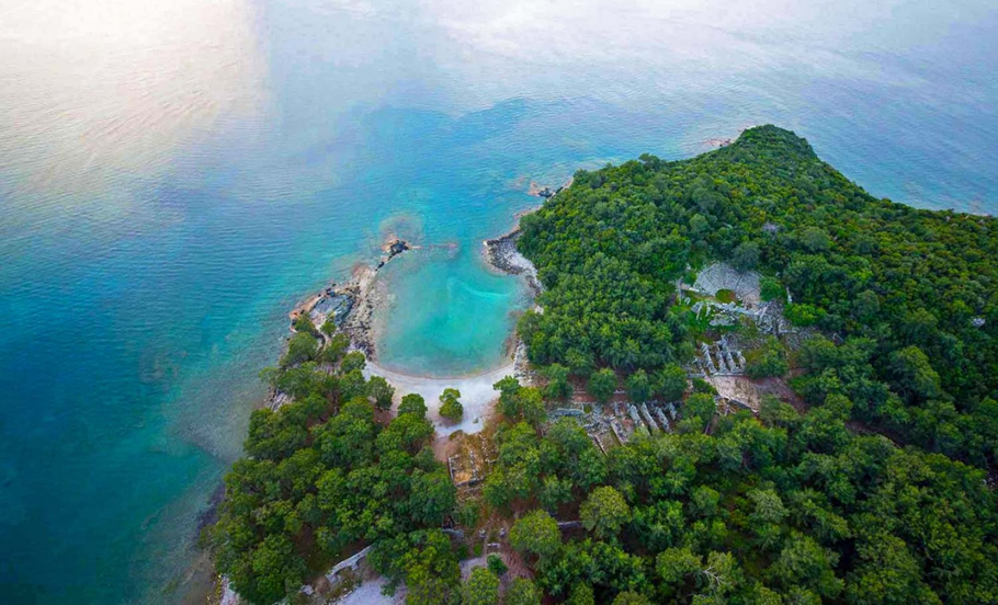 Phaselis Plajı ve Koyu Kemer